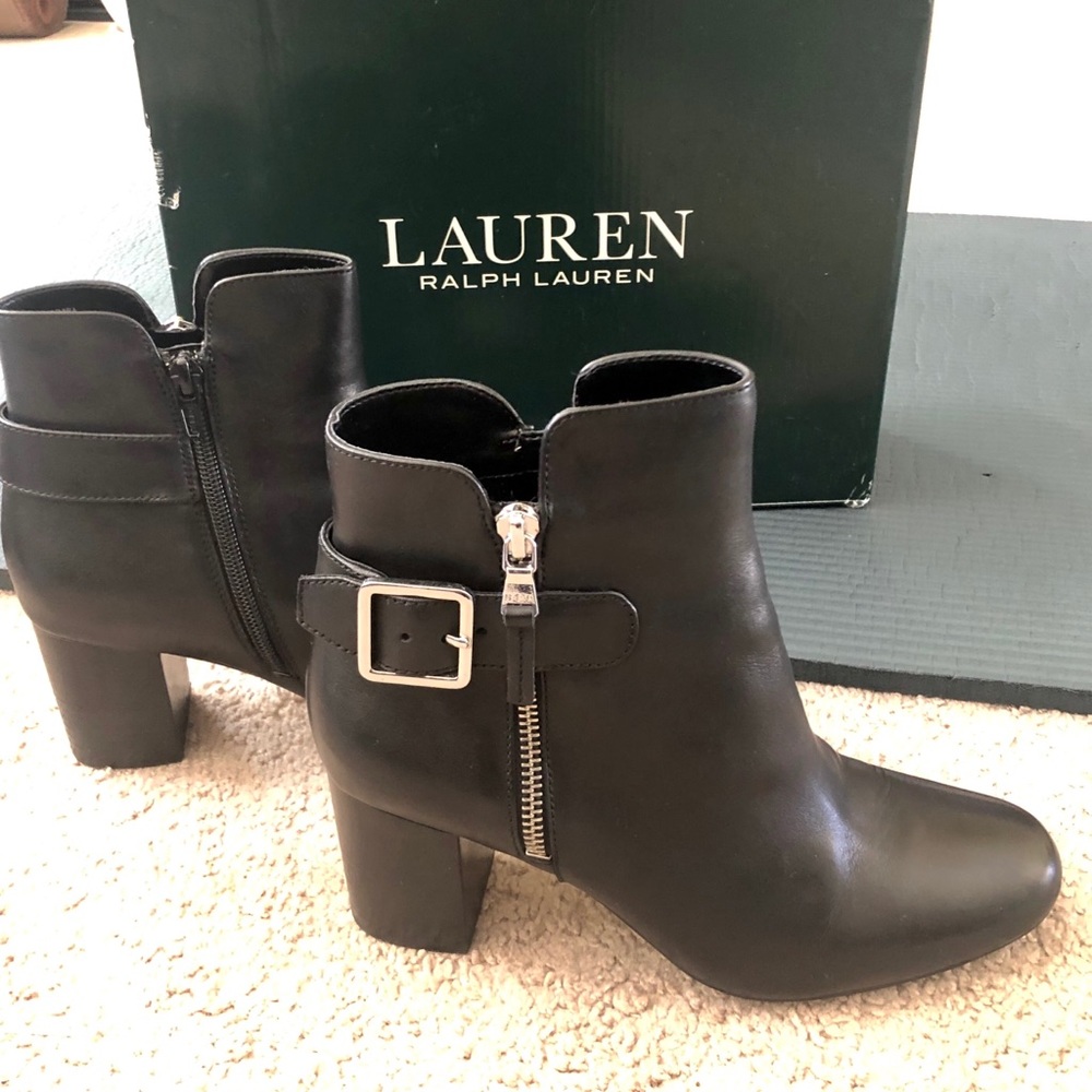Ankle Boots Rich Black Leather 7